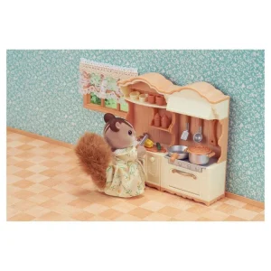 Epoch D’Enfance 5341 – La Cuisine Aménagée – Sylvanian Families 12