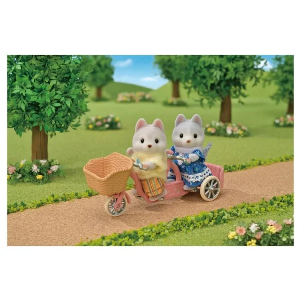 Epoch D’Enfance 5637 Les Frères Et Sœurs Husky Et Leur Tandem – Sylvanian Families 6