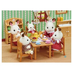 Epoch D’Enfance 4150 – La Famille Lapin Chocolat – Sylvanian Families 10